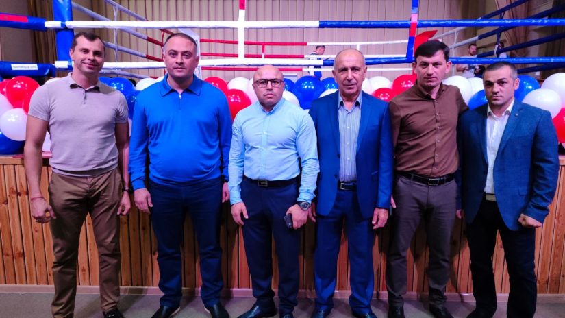 Президентом спортивной федерации кикбоксинга Сочи переизбран депутат Амаяк Давыдов