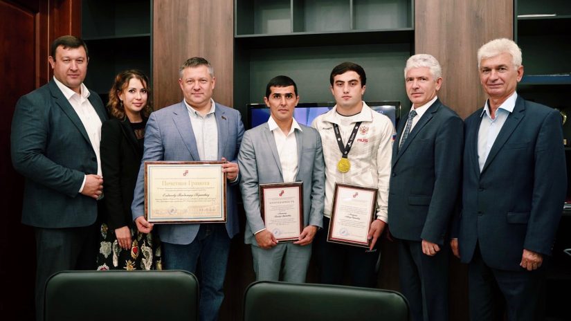 Владимир Елединов награжден Почетной грамотой Главы города Сочи