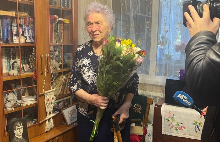 Анжела Селюкова оказала помощь инвалидам Адлерского района