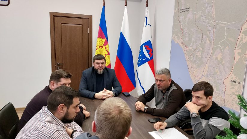 Сос Мартиросян принял участие в рабочей встрече по вопросу водоснабжения села Нижняя Шиловка