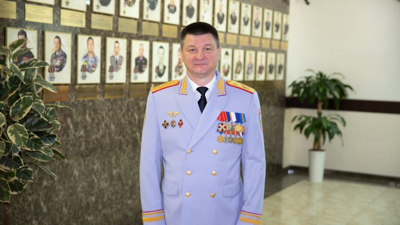 Поздравление с юбилеем начальника УВД по городу Сочи, генерал-майора полиции Сергея Огурцова