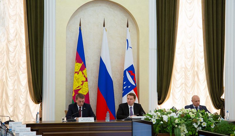 Глава Сочи Алексей Копайгородский принял участие в заседании Совета национальных объединений города