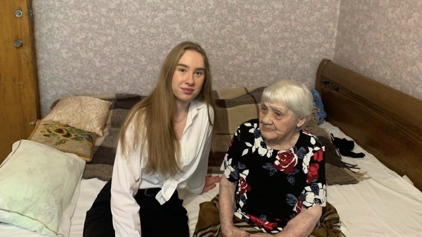 Поздравление Героя Великой Отечественной войны Нины Дущенко с днем рождения