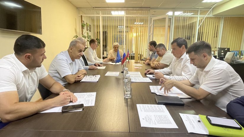 В Горсобрании Сочи прошло заседание территориальной депутатской группы Хостинского района
