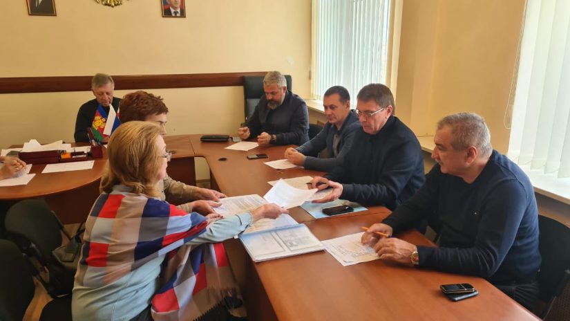 Депутаты избирательного округа «Лазаревский»  провели прием граждан