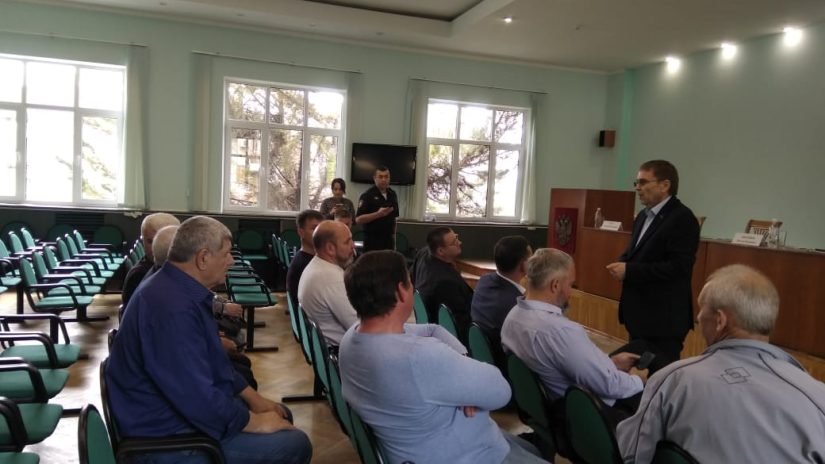 Депутаты избирательного округа «Лазаревский»  провели рабочую встречу с председателями советов ТОС