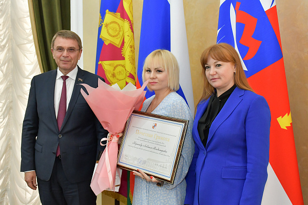 В Сочи в рамках празднования Дня российского предпринимательства поздравили местных товаропроизводителей
