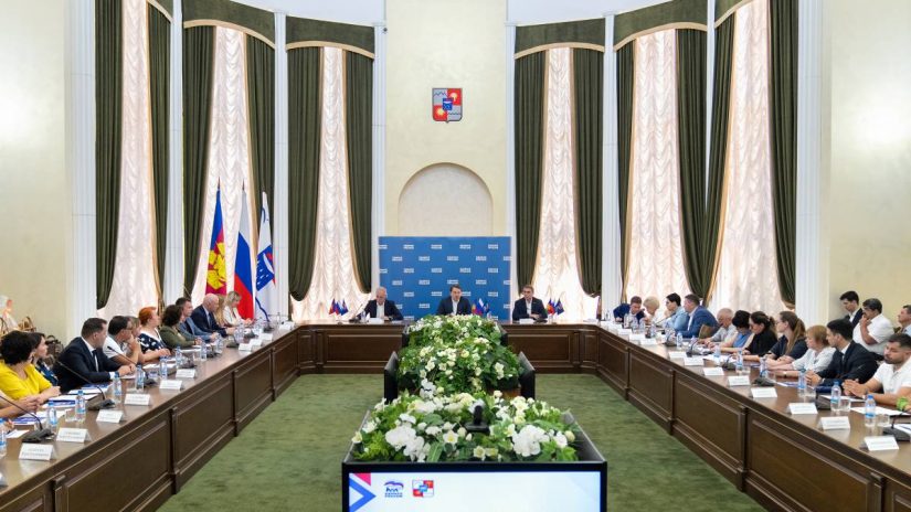 В Сочи состоялась стратегическая сессия партийного проекта «Выбирай свое»
