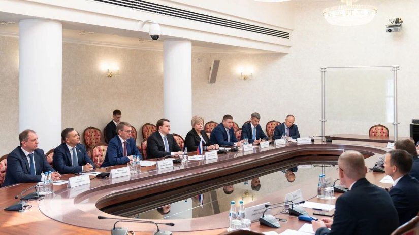 Делегация из Сочи провела рабочую встречу с руководством Минского городского исполнительного комитета