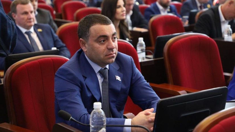 Сегодня свой день рождения празднует депутат Законодательного Собрания Краснодарского края Арменак Тозлян