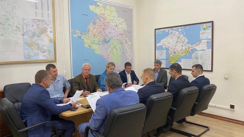 Станислав Болдырев принял участие в заседании рабочей группы по законодательному урегулированию организации дорожного движения в городе Сочи.