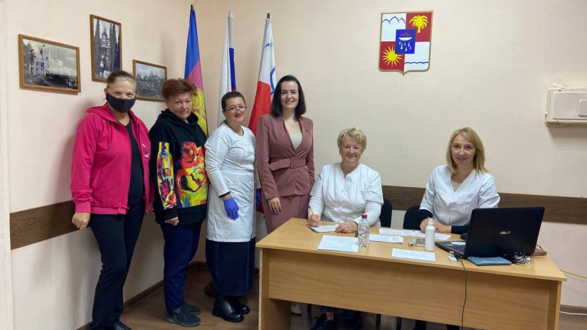 София Минина организовала день здоровья для жителей Хосты