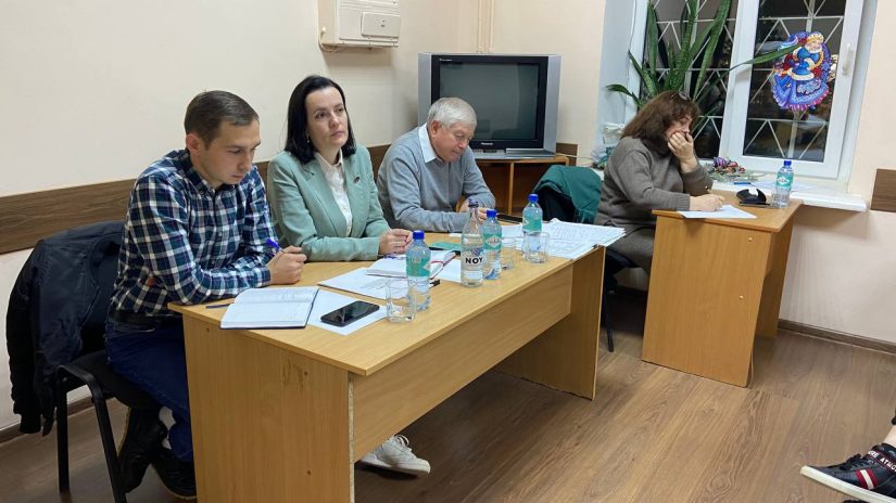 София Минина провела встречу с жителями ТОС «Хоста»