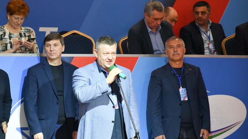 Владимир Елединов в качестве почетного гостя принял участие в турнире по самбо на кубок главы города Сочи