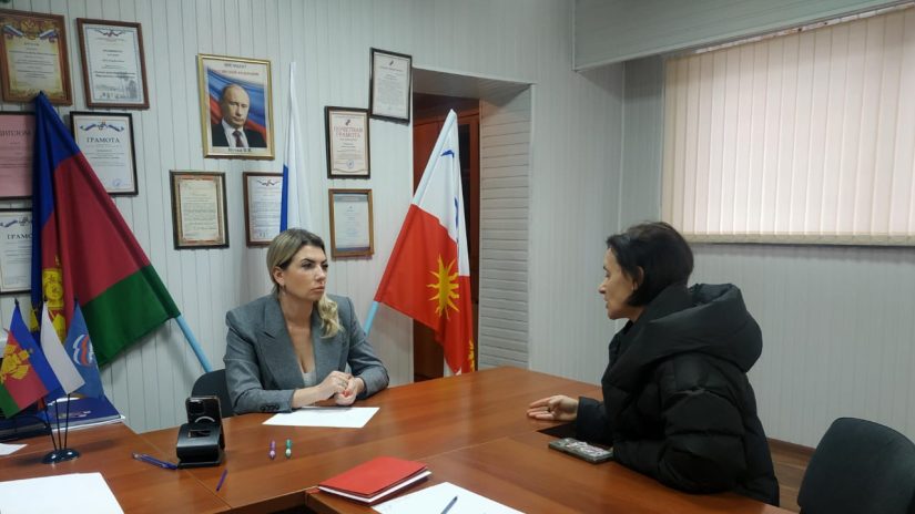 Депутат Городского Собрания Сочи Елена Дорогинина провела первый в этом году прием граждан по личным вопросам