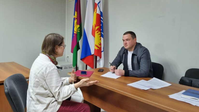 Илья Стопченко провел первый в этом году плановый приём граждан по личным вопросам