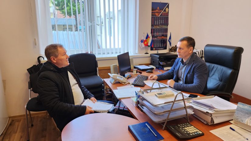 Павел Афанасьев провел в Лазаревском плановый прием граждан по личным вопросам