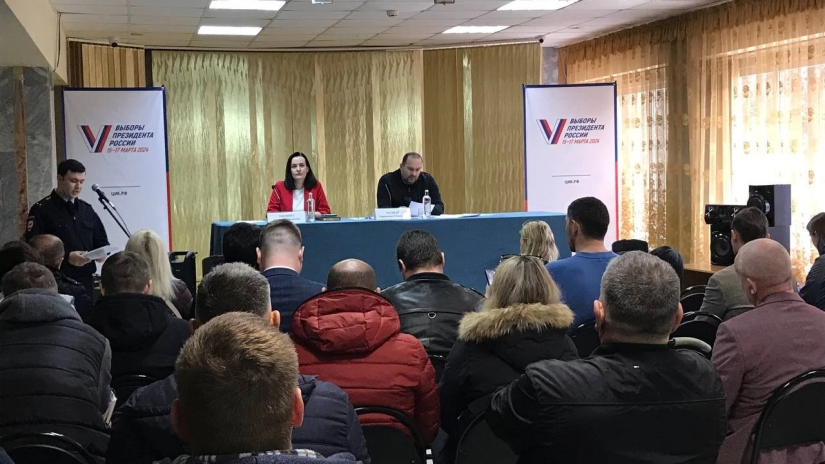 София Минина приняла участие в сходе граждан ТОС «Кудепста»