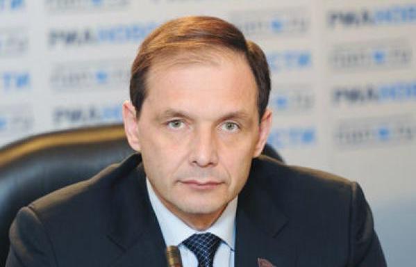 Cегодня свой день рождения празднует председатель Горсобрания 4 созыва Анатолий Луцык