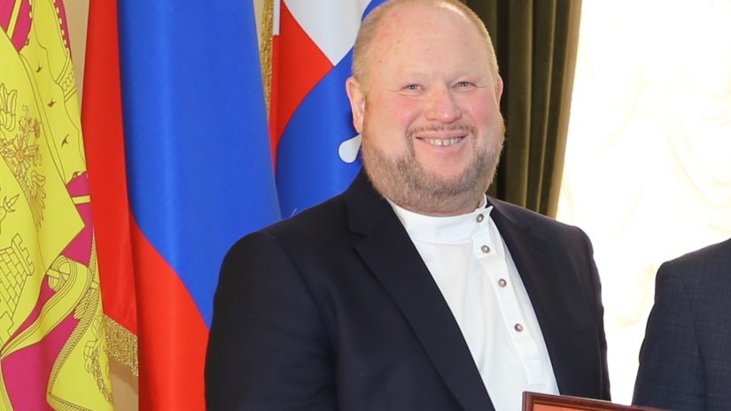 Депутат Юрий Немцев получил Благодарность от Народного фронта