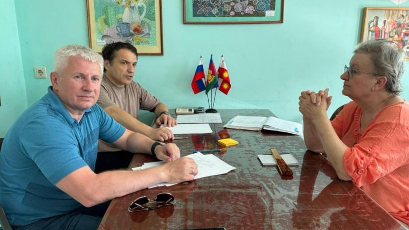 Виталий Баянов и Родион Цырульник провели плановый прием граждан, проживающих в микрорайоне «Мацеста» 