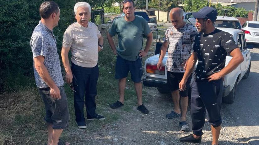 Степан Кагосян провел выездной прием граждан по вопросу водоснабжения села Верхний Юрт